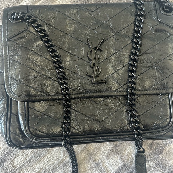 Authentic Saint Laurent Medium Niki bag - Picture 12 of 13